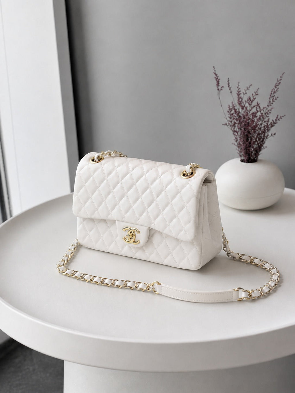 CHANEL CLASSIS MEDIUM FLAP BAG