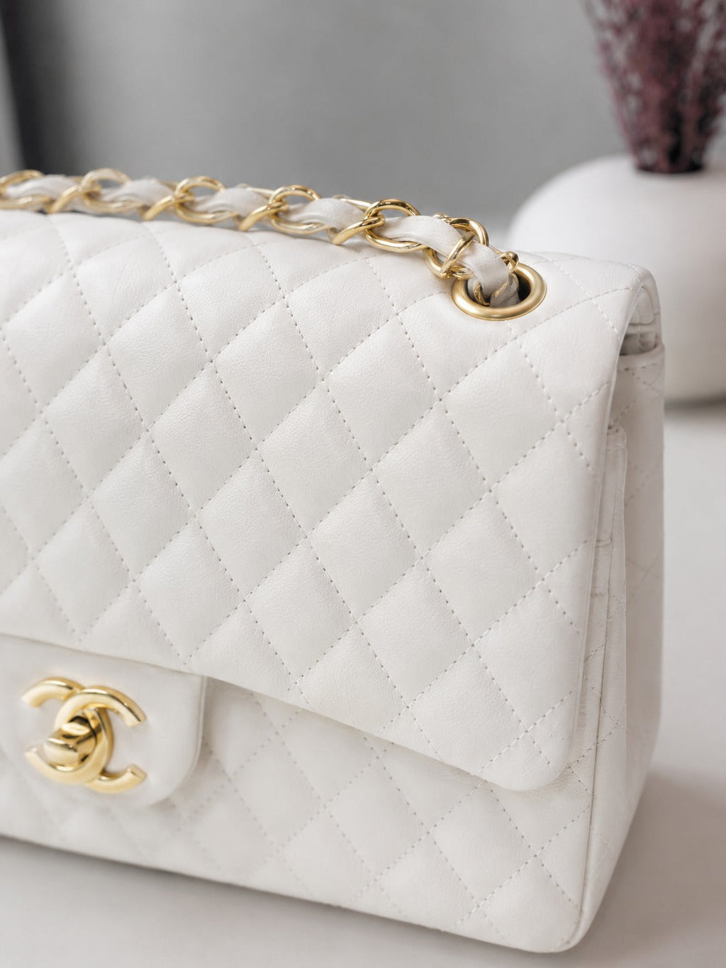CHANEL CLASSIS MEDIUM FLAP BAG