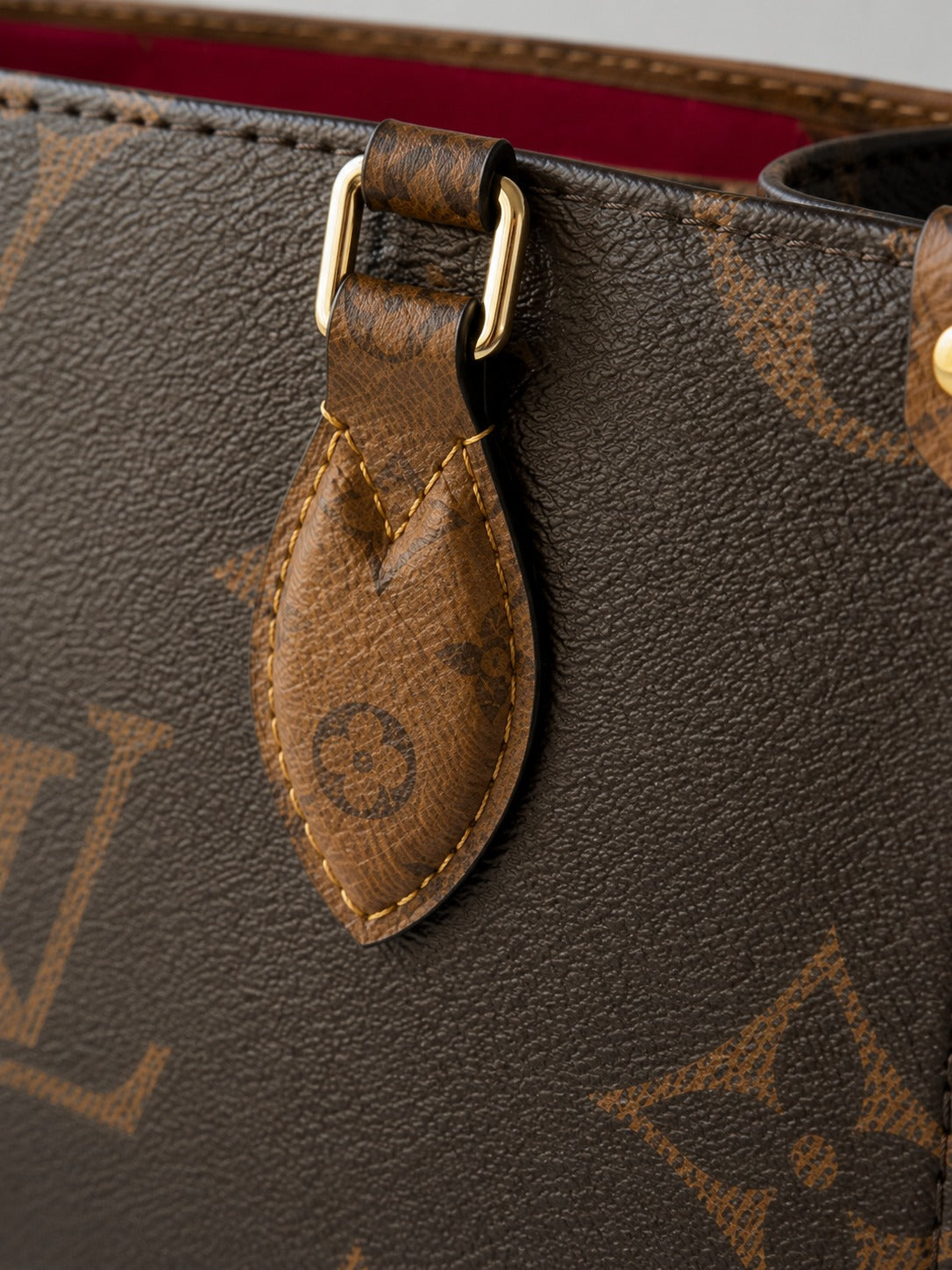 LOUIS VUITTON ONTHGO PM