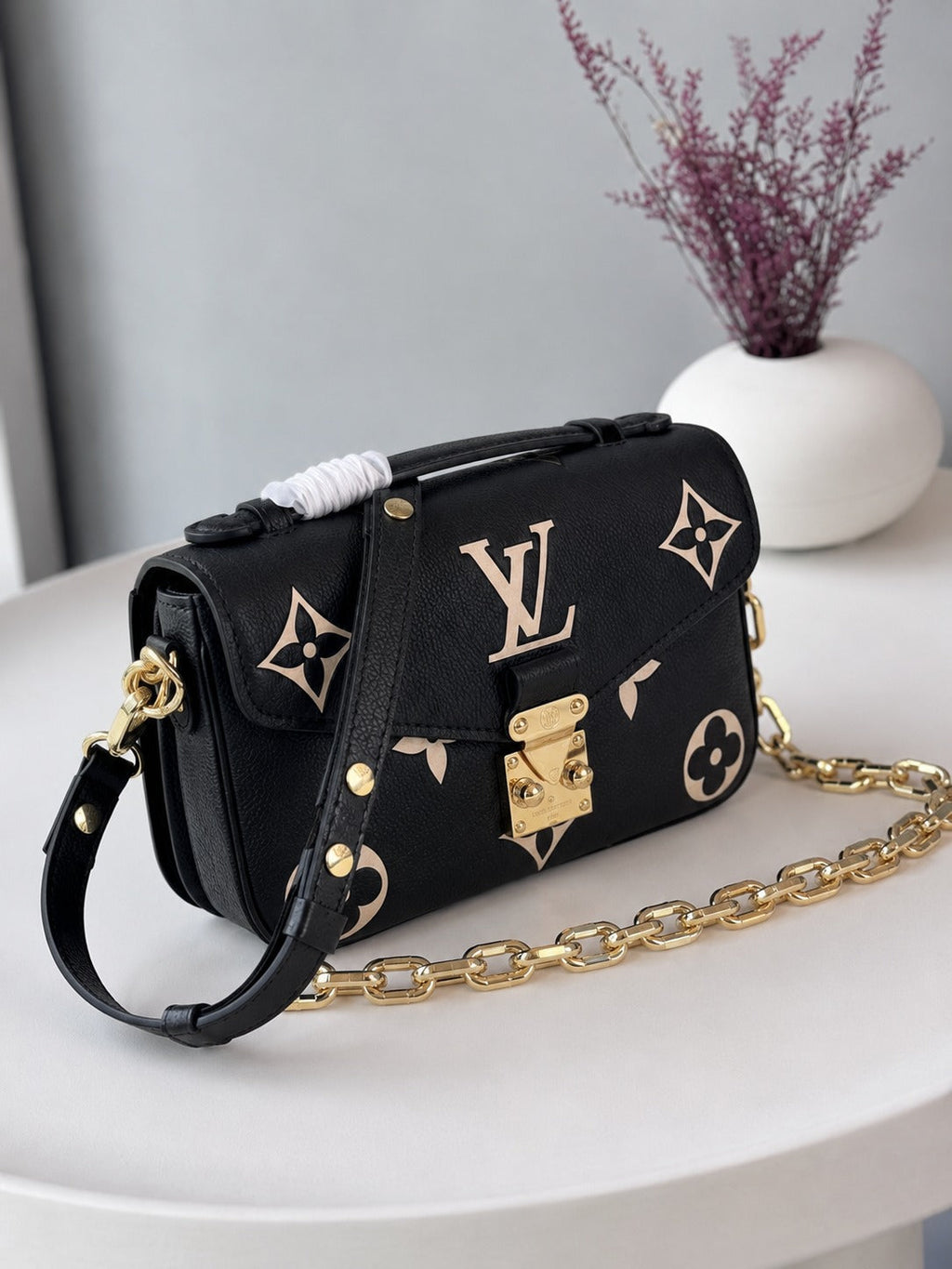 LOUIS VUITTON POCHETTE METIS