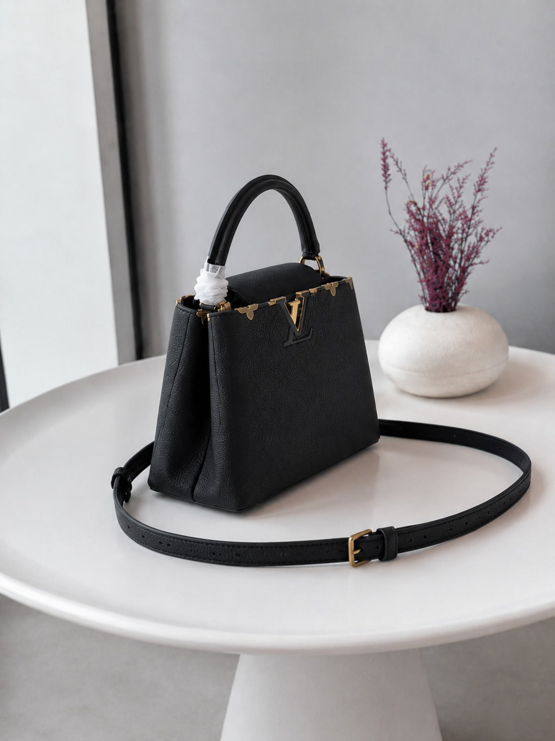 LOUIS VUITTON CAPUCINES