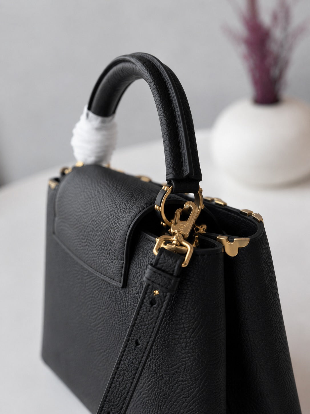 LOUIS VUITTON CAPUCINES