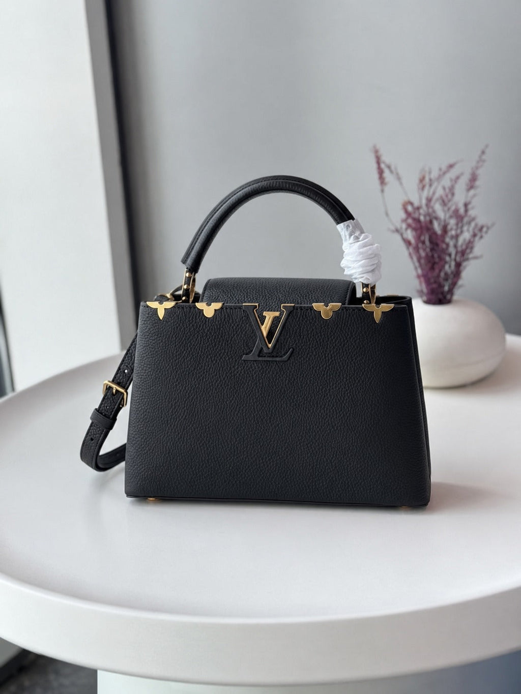 LOUIS VUITTON CAPUCINES
