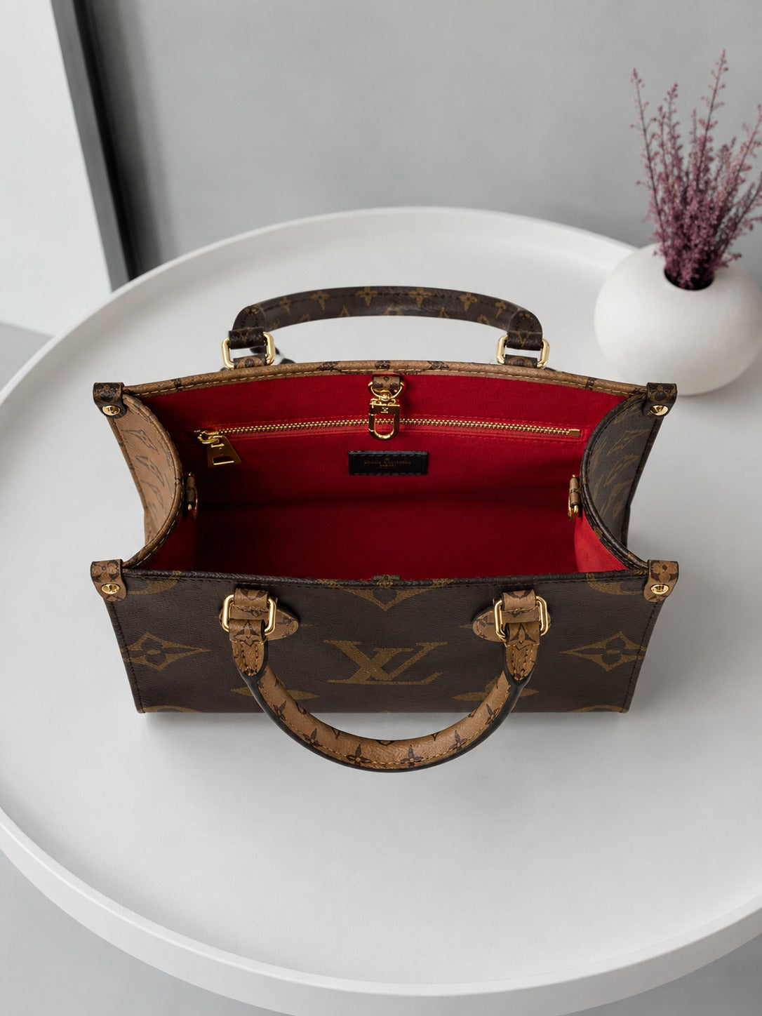 LOUIS VUITTON ONTHGO PM