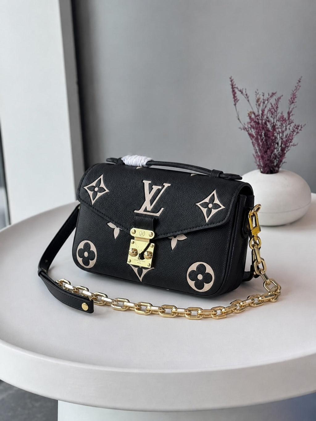 LOUIS VUITTON POCHETTE METIS