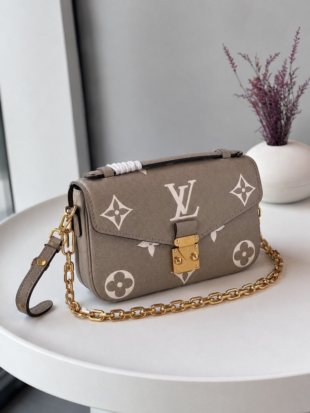 LOUIS VUITTON POCHETTE METIS