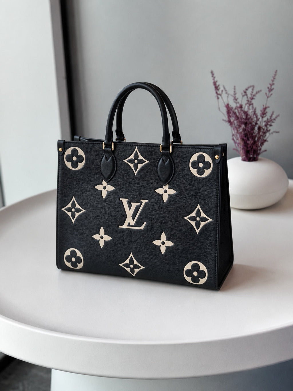 LOUIS VUITTON ONTHGO MM