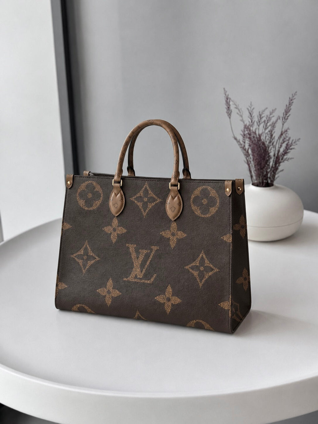 LOUIS VUITTON ONTHGO MM